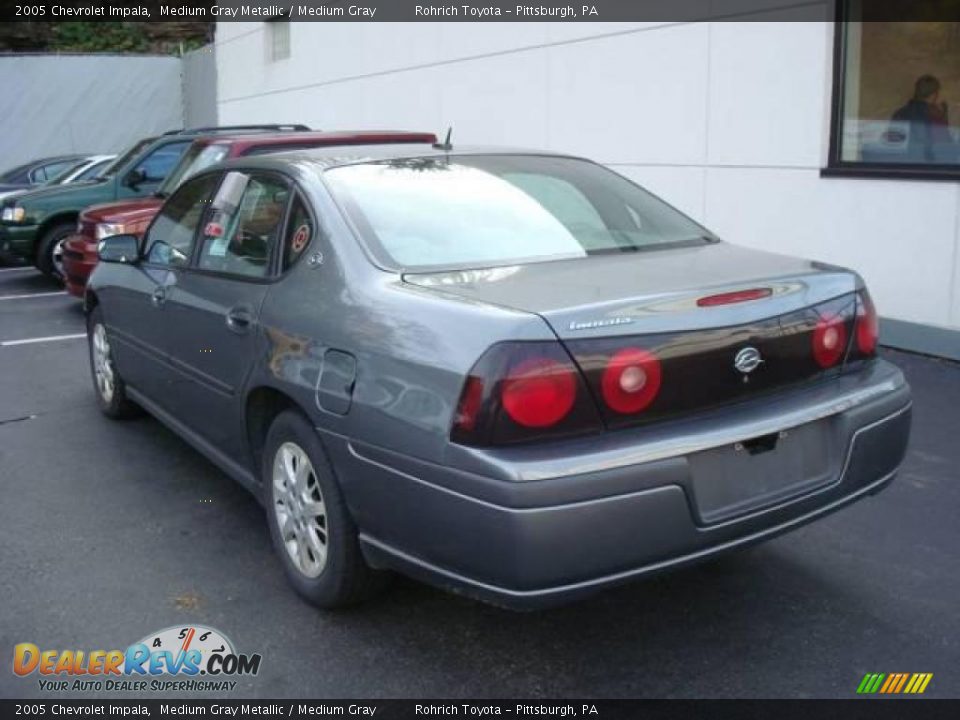 2005 Chevrolet Impala Medium Gray Metallic / Medium Gray Photo #2