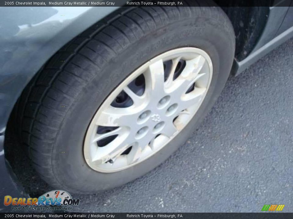 2005 Chevrolet Impala Medium Gray Metallic / Medium Gray Photo #9