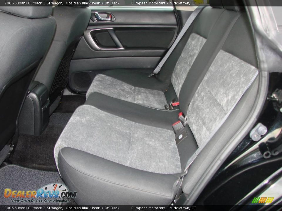 2006 Subaru Outback 2.5i Wagon Obsidian Black Pearl / Off Black Photo #12