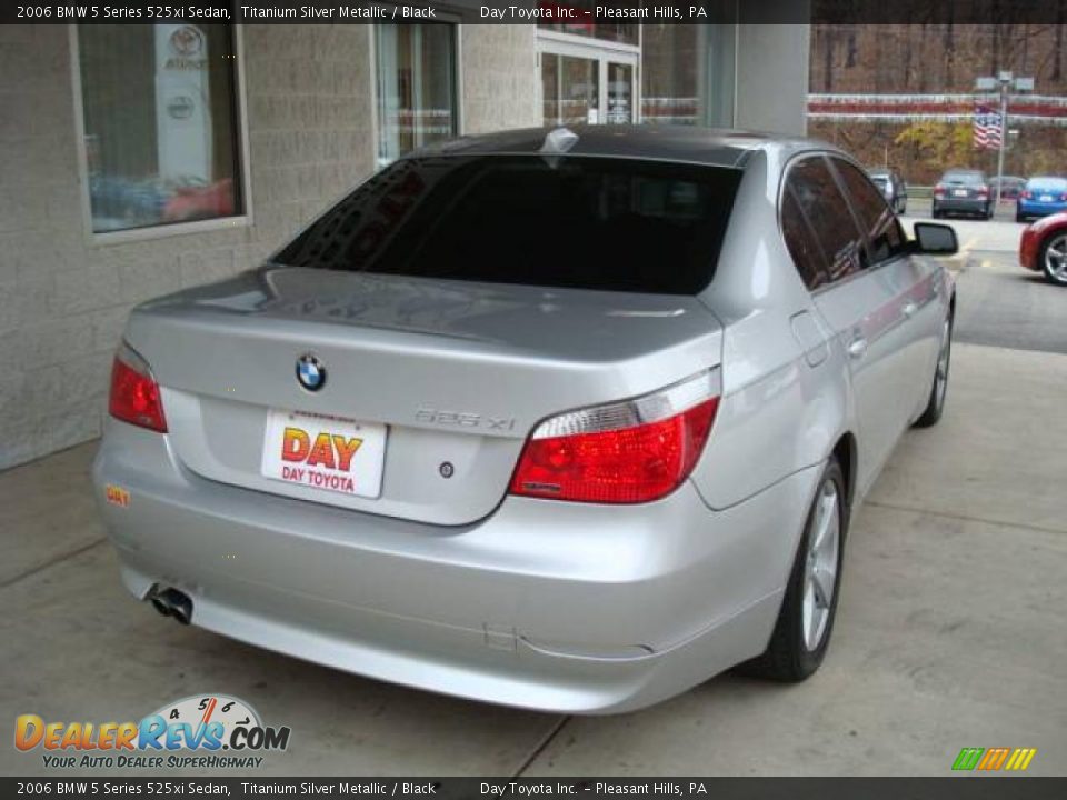 2006 BMW 5 Series 525xi Sedan Titanium Silver Metallic / Black Photo #2