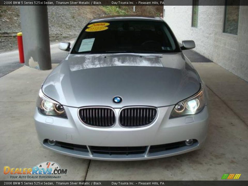 2006 BMW 5 Series 525xi Sedan Titanium Silver Metallic / Black Photo #6