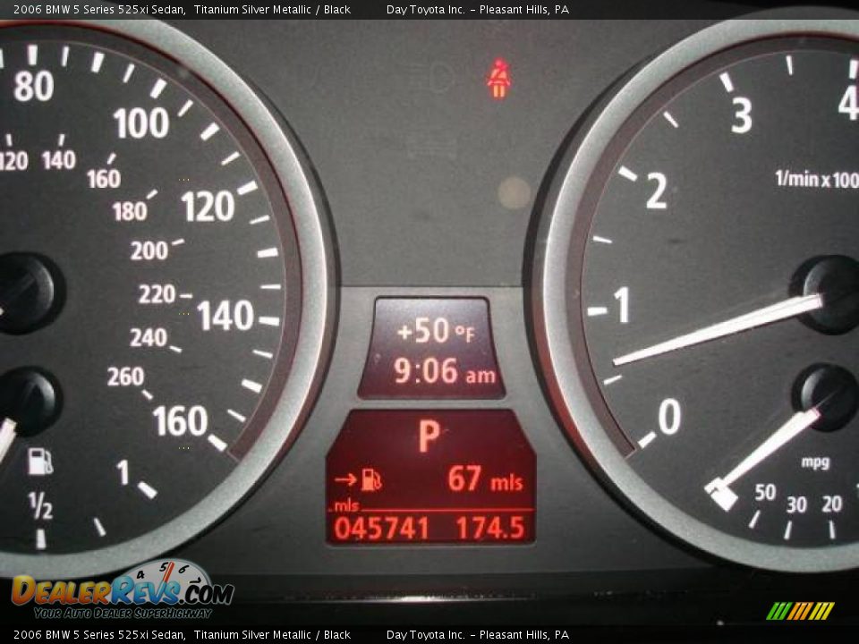 2006 BMW 5 Series 525xi Sedan Titanium Silver Metallic / Black Photo #15