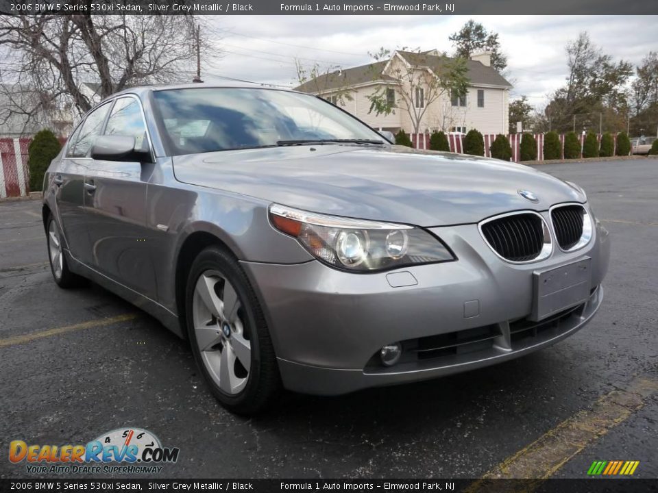 2006 BMW 5 Series 530xi Sedan Silver Grey Metallic / Black Photo #2