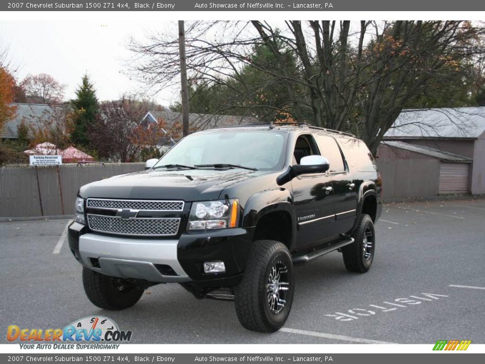2007 Chevrolet Suburban 1500 Z71 4x4 Black / Ebony Photo #1