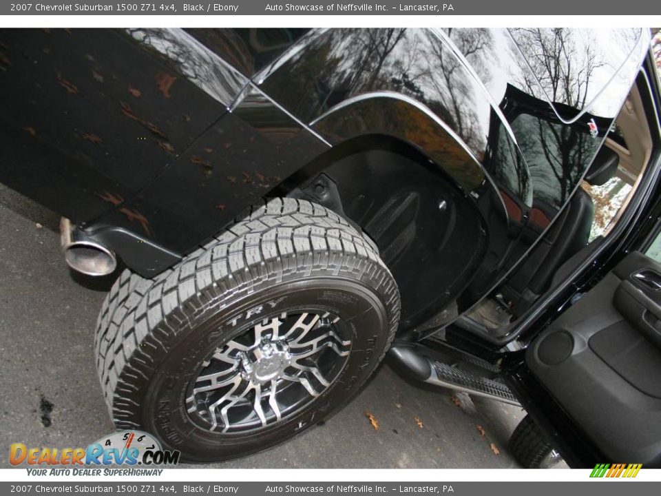 2007 Chevrolet Suburban 1500 Z71 4x4 Black / Ebony Photo #17