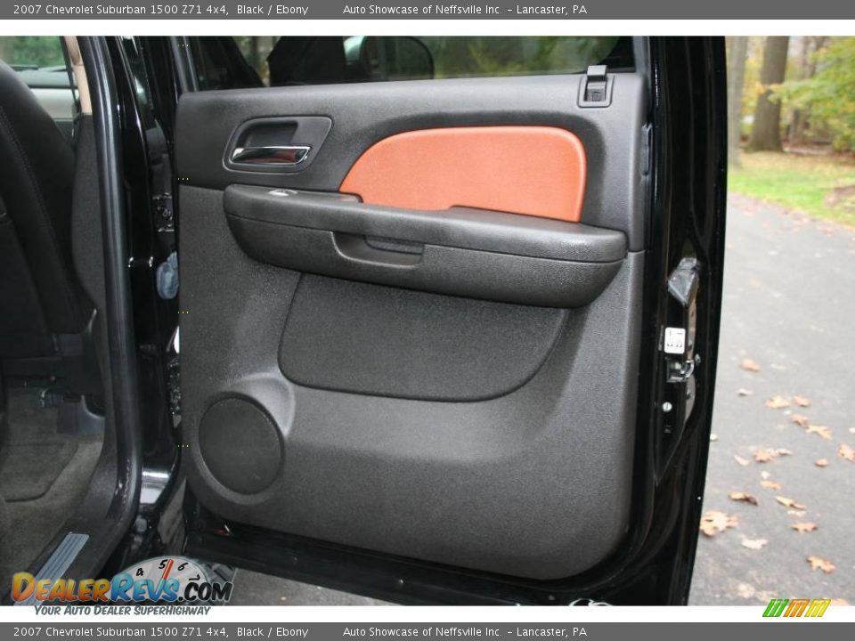 2007 Chevrolet Suburban 1500 Z71 4x4 Black / Ebony Photo #26
