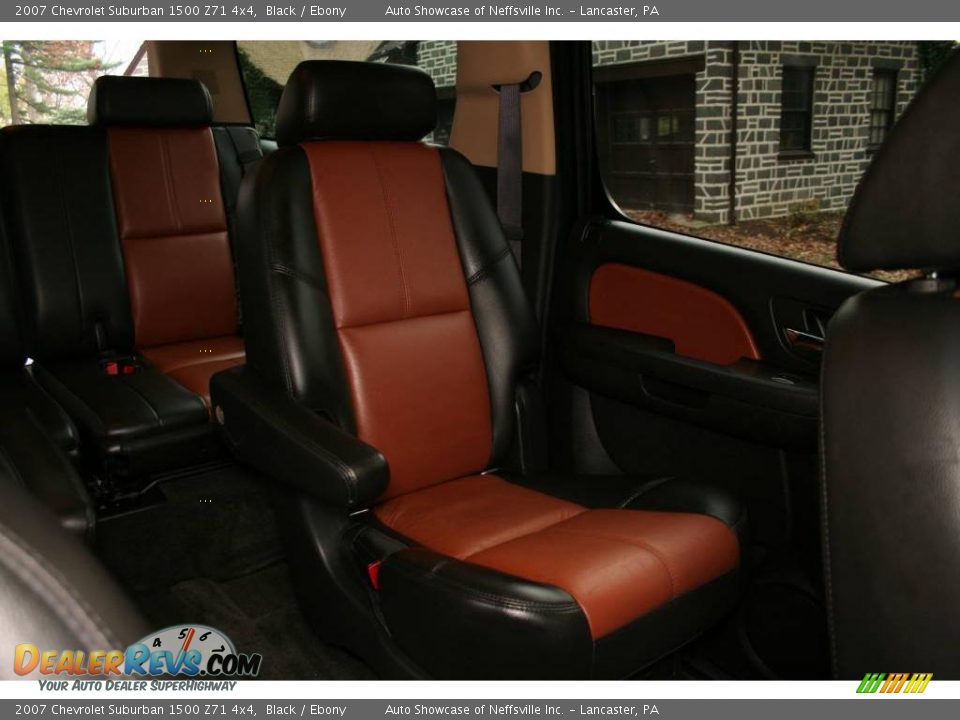 2007 Chevrolet Suburban 1500 Z71 4x4 Black / Ebony Photo #31