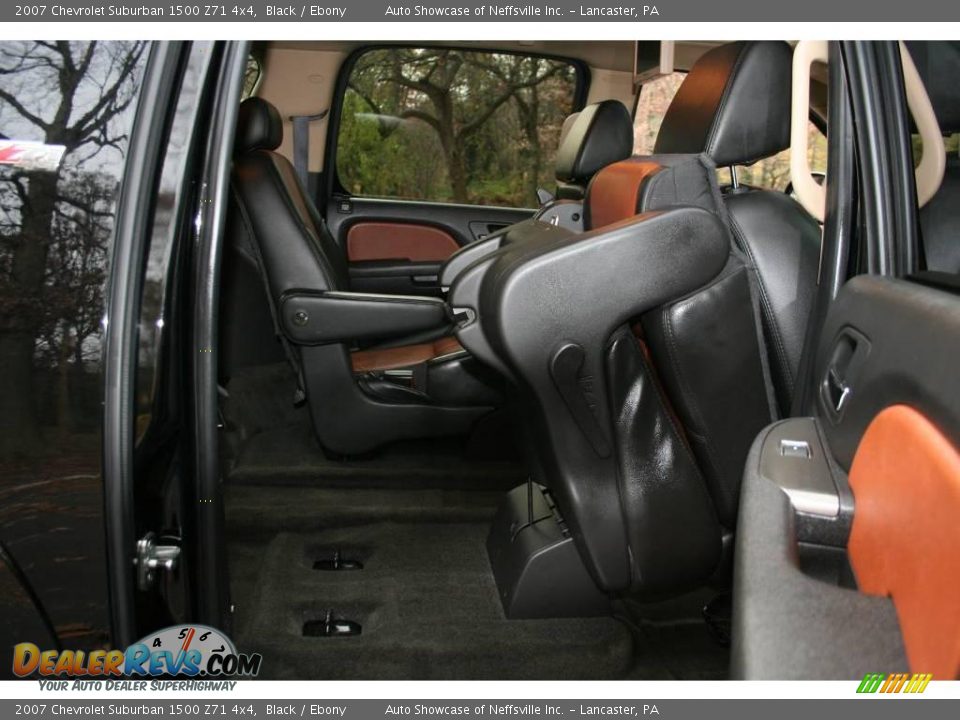 2007 Chevrolet Suburban 1500 Z71 4x4 Black / Ebony Photo #34