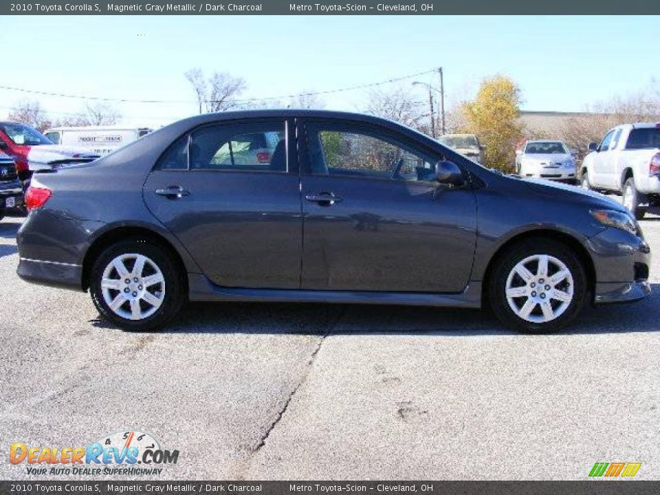 2010 Toyota Corolla S Magnetic Gray Metallic / Dark Charcoal Photo #2