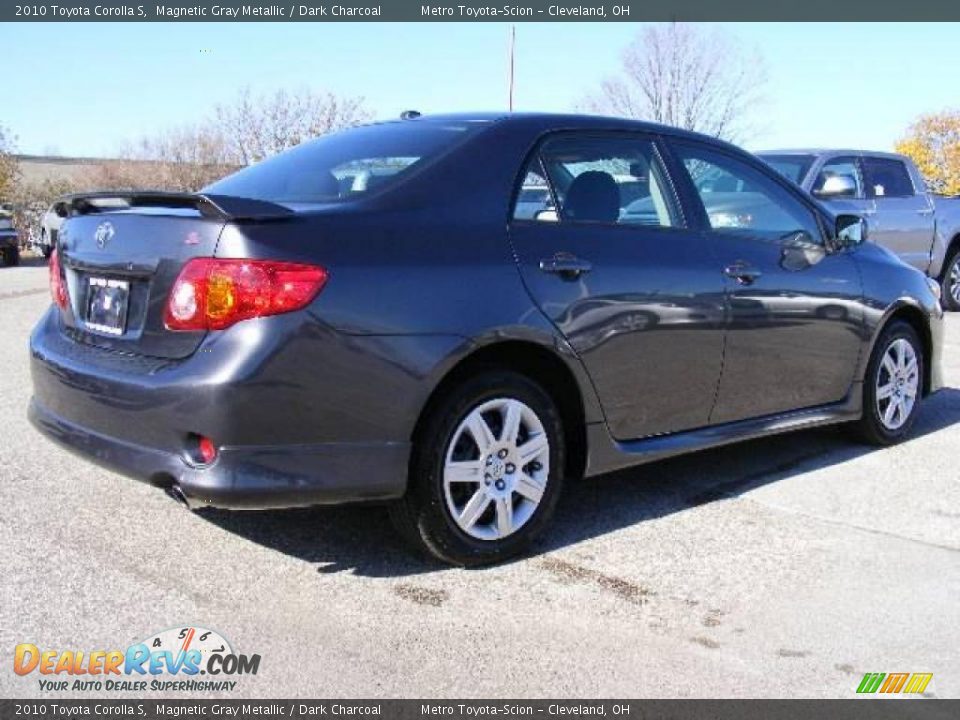 2010 Toyota Corolla S Magnetic Gray Metallic / Dark Charcoal Photo #3