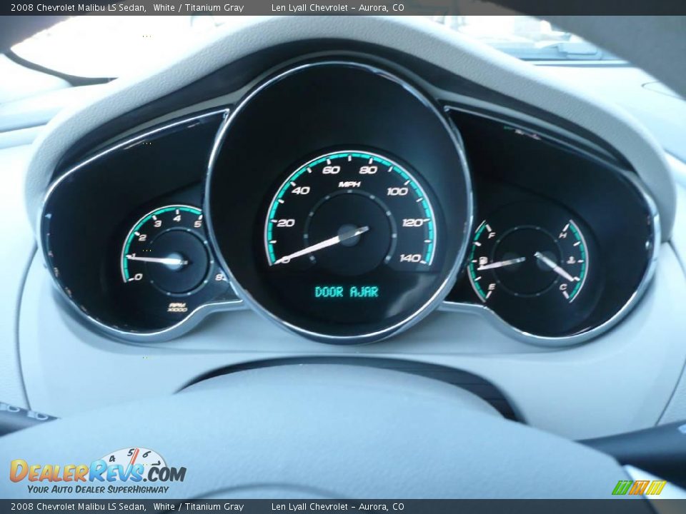 2008 Chevrolet Malibu LS Sedan White / Titanium Gray Photo #17