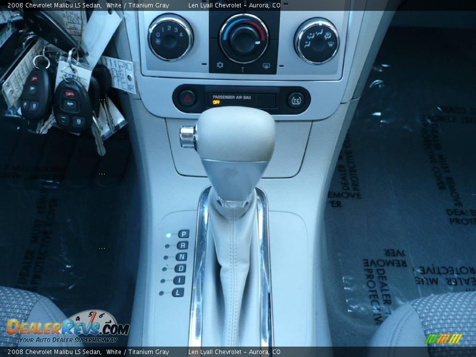 2008 Chevrolet Malibu LS Sedan White / Titanium Gray Photo #19