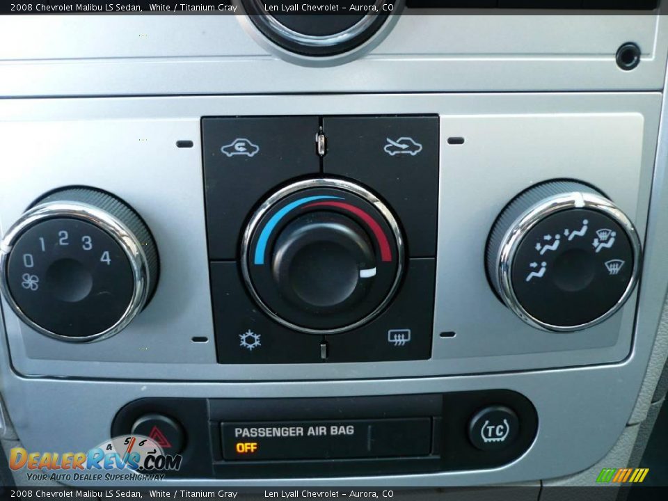 2008 Chevrolet Malibu LS Sedan White / Titanium Gray Photo #24