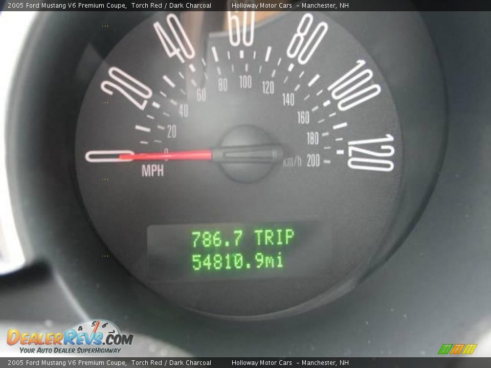 2005 Ford Mustang V6 Premium Coupe Torch Red / Dark Charcoal Photo #10