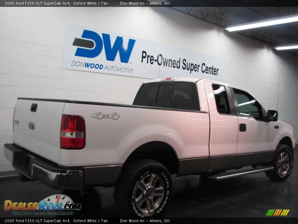 2005 Ford F150 XLT SuperCab 4x4 Oxford White / Tan Photo #4