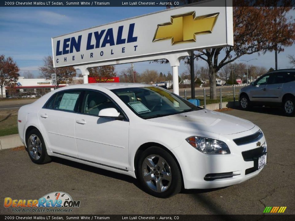 2009 Chevrolet Malibu LT Sedan Summit White / Titanium Photo #1