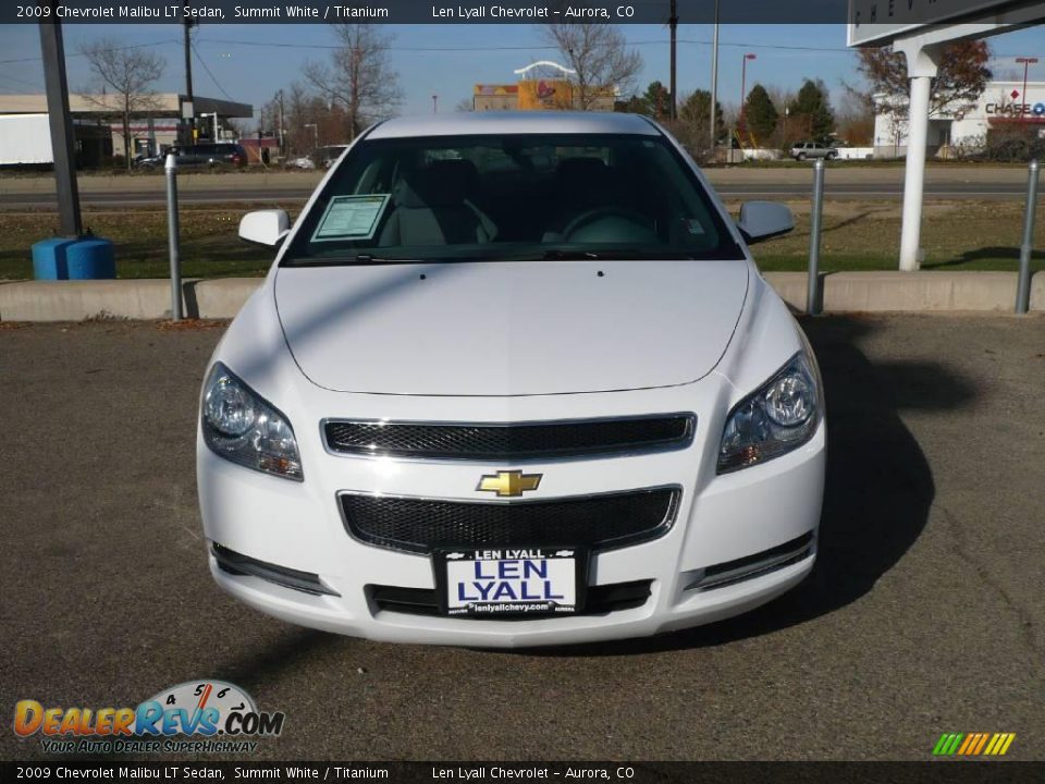 2009 Chevrolet Malibu LT Sedan Summit White / Titanium Photo #2