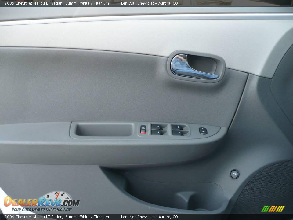 2009 Chevrolet Malibu LT Sedan Summit White / Titanium Photo #7