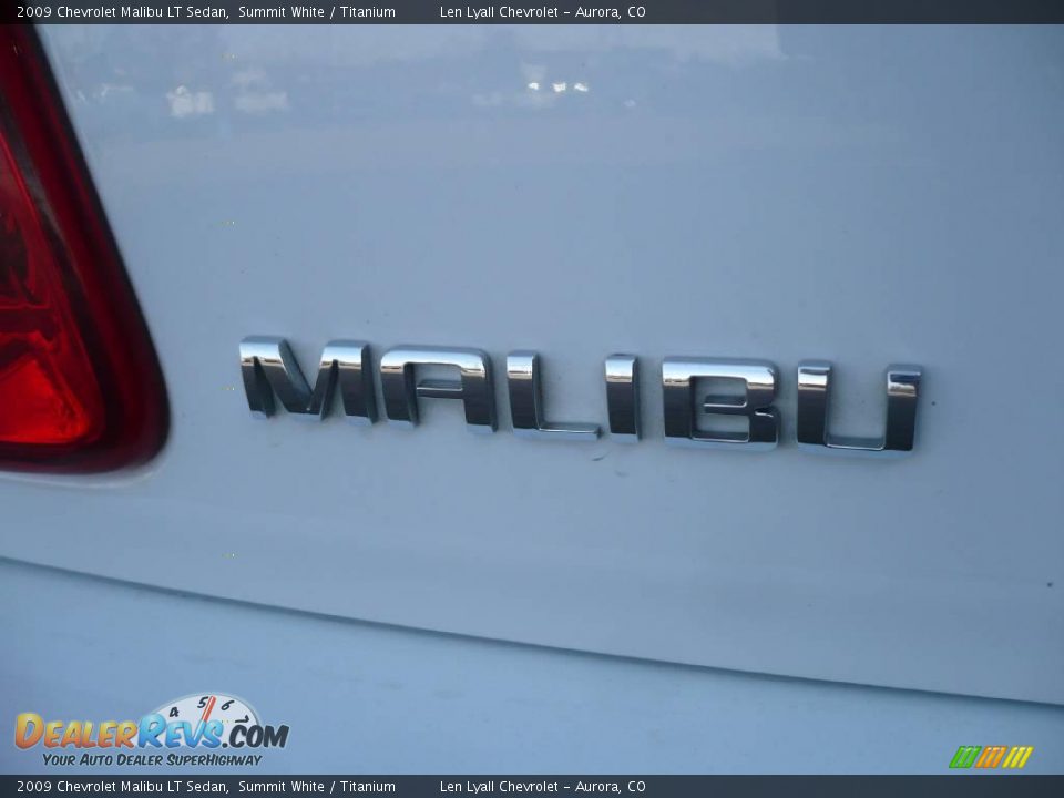2009 Chevrolet Malibu LT Sedan Summit White / Titanium Photo #12