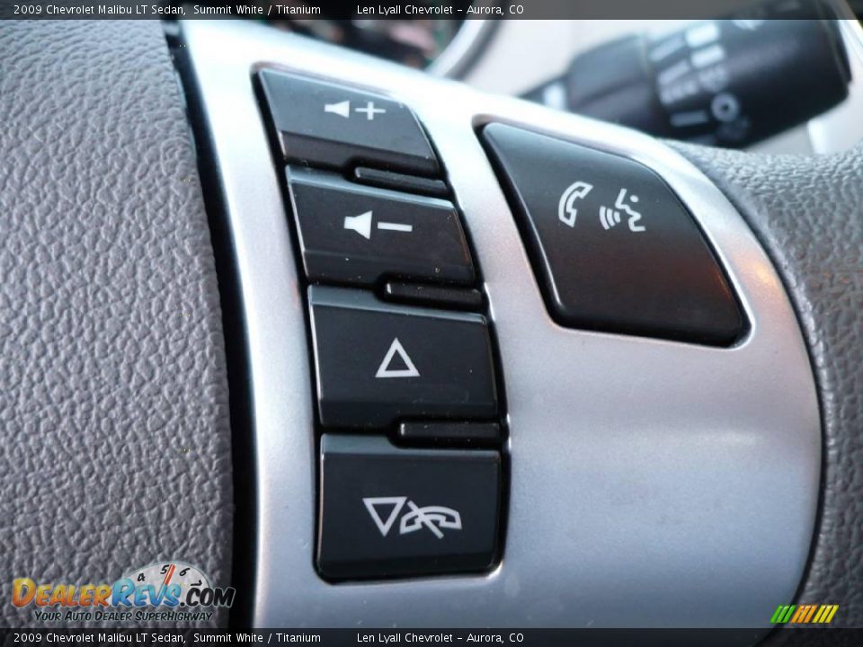 2009 Chevrolet Malibu LT Sedan Summit White / Titanium Photo #23