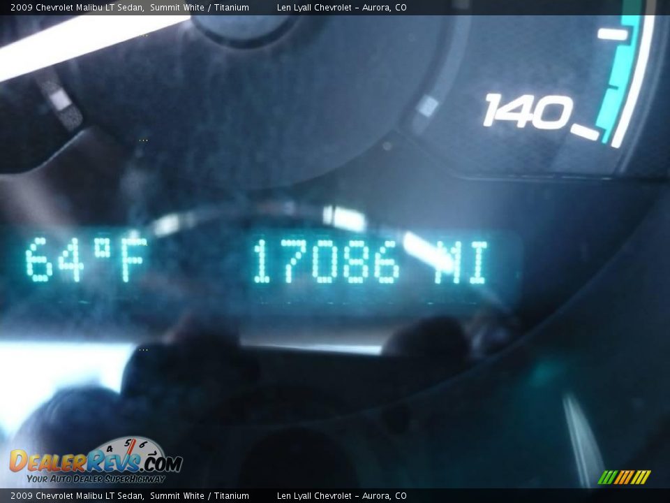 2009 Chevrolet Malibu LT Sedan Summit White / Titanium Photo #27