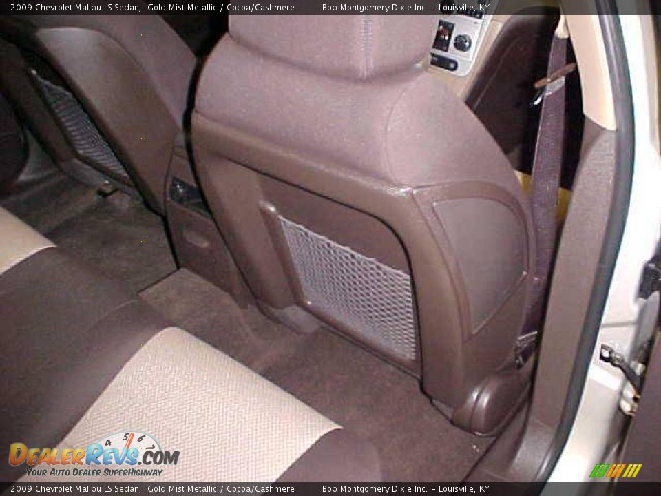 2009 Chevrolet Malibu LS Sedan Gold Mist Metallic / Cocoa/Cashmere Photo #10