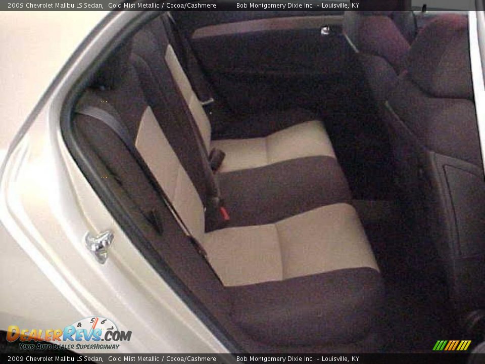 2009 Chevrolet Malibu LS Sedan Gold Mist Metallic / Cocoa/Cashmere Photo #11