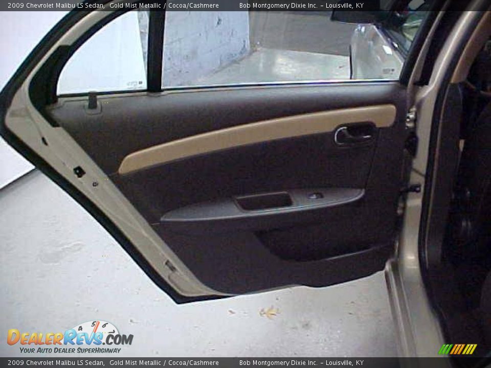 2009 Chevrolet Malibu LS Sedan Gold Mist Metallic / Cocoa/Cashmere Photo #16