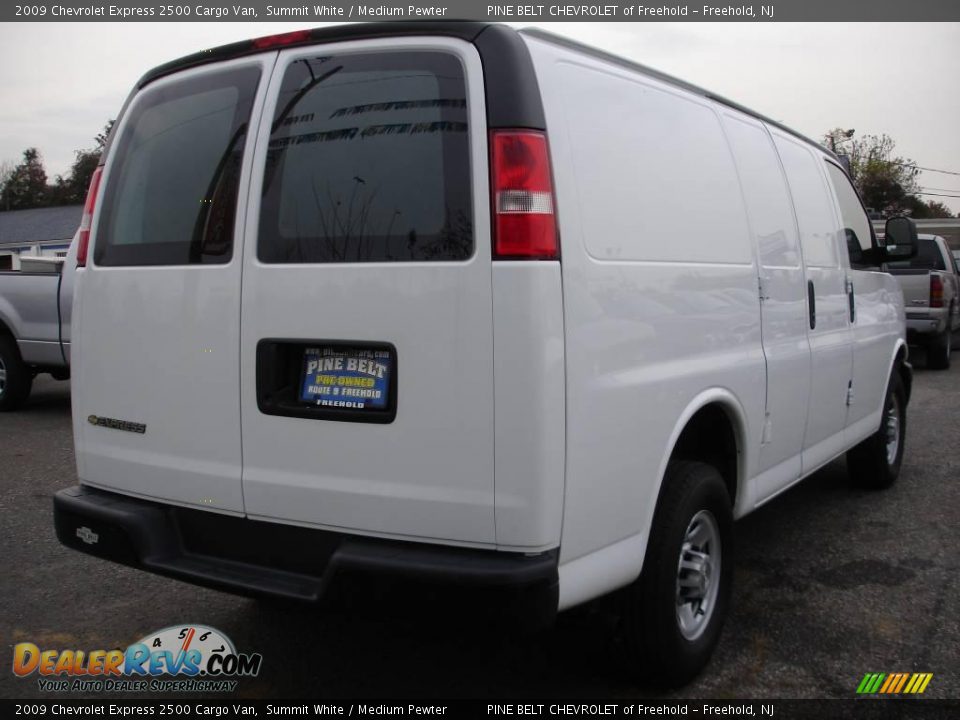 2009 Chevrolet Express 2500 Cargo Van Summit White / Medium Pewter Photo #4