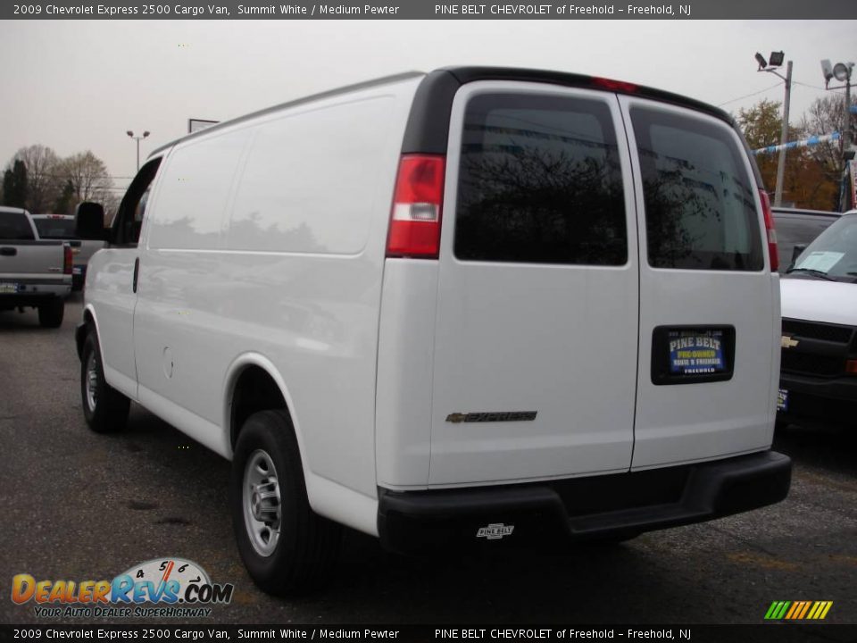2009 Chevrolet Express 2500 Cargo Van Summit White / Medium Pewter Photo #5