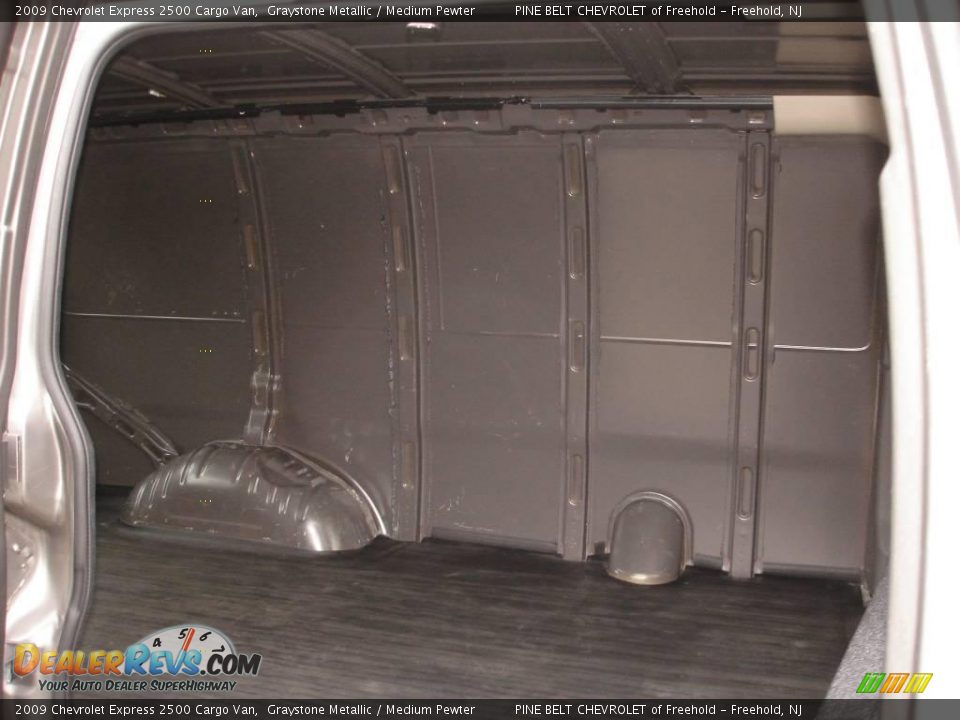 2009 Chevrolet Express 2500 Cargo Van Graystone Metallic / Medium Pewter Photo #11