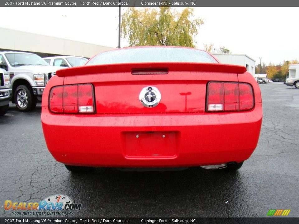 2007 Ford Mustang V6 Premium Coupe Torch Red / Dark Charcoal Photo #4