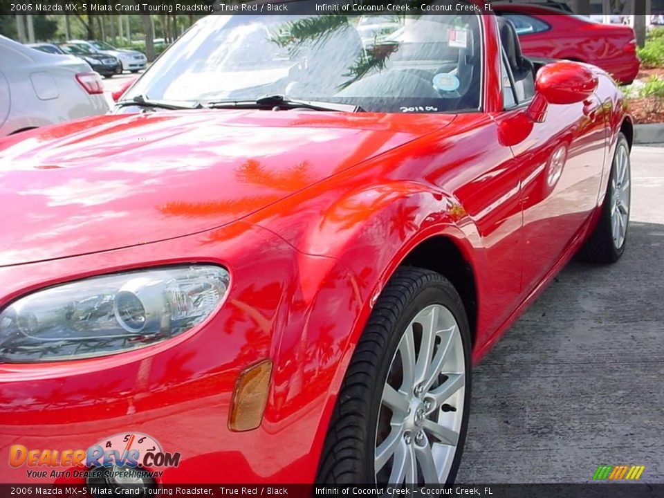 2006 Mazda MX-5 Miata Grand Touring Roadster True Red / Black Photo #10