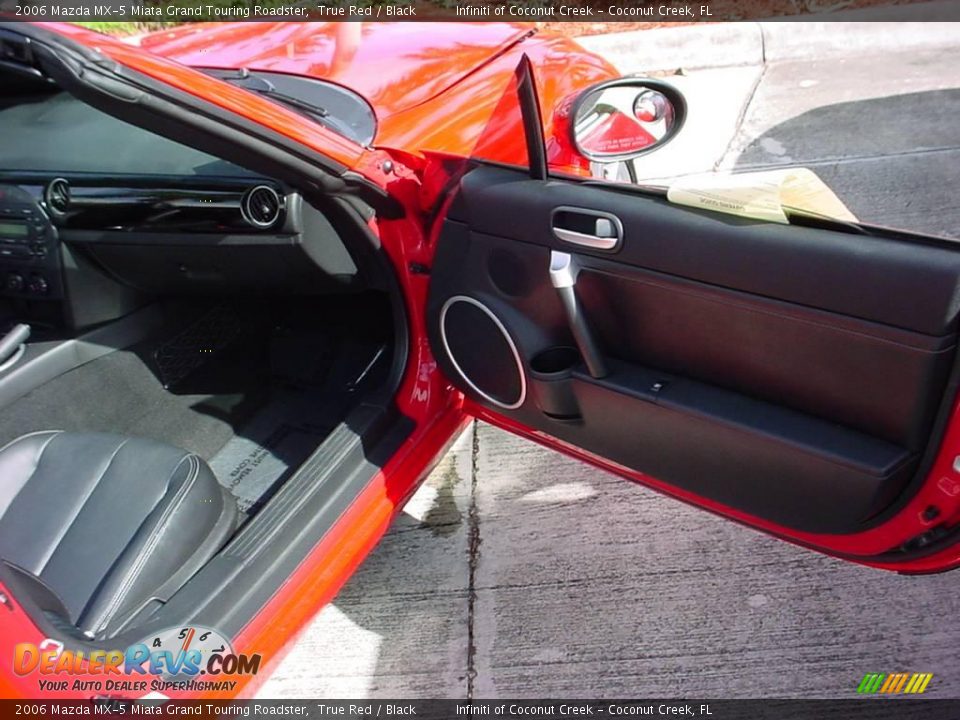 2006 Mazda MX-5 Miata Grand Touring Roadster True Red / Black Photo #18