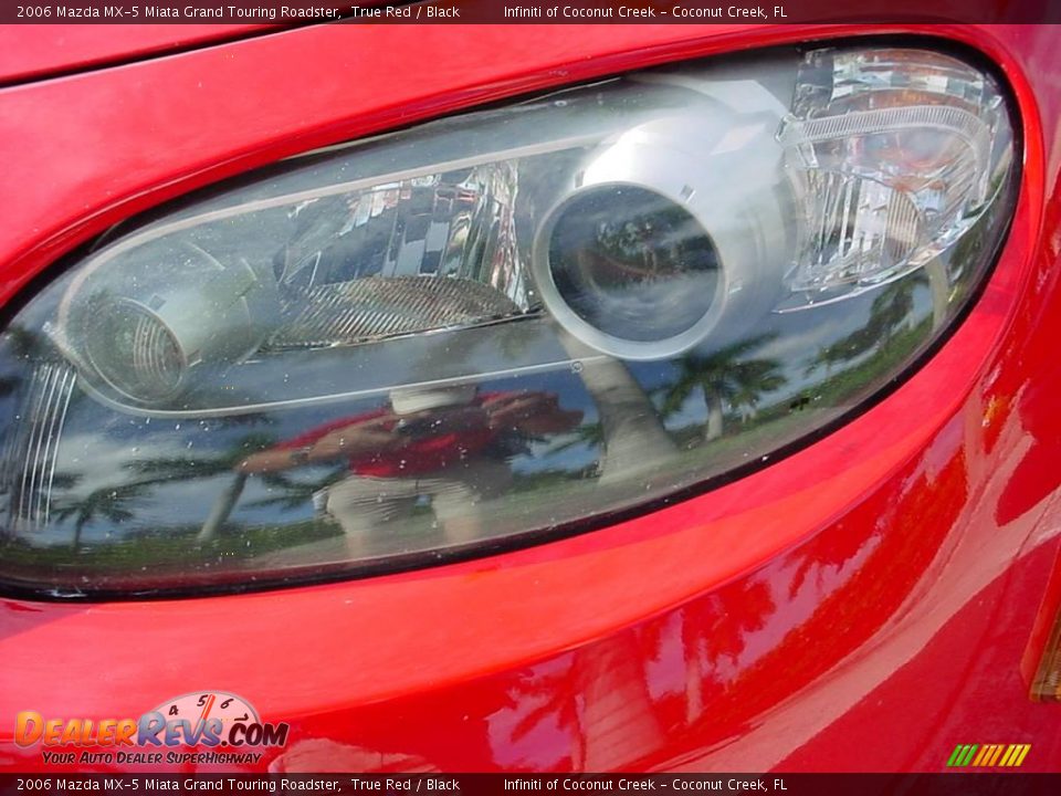 2006 Mazda MX-5 Miata Grand Touring Roadster True Red / Black Photo #26