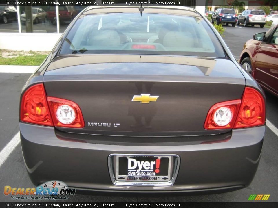 2010 Chevrolet Malibu LT Sedan Taupe Gray Metallic / Titanium Photo #4