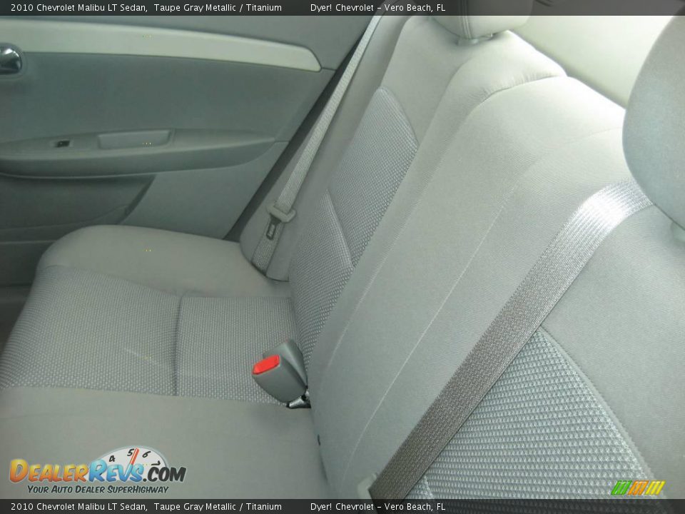 2010 Chevrolet Malibu LT Sedan Taupe Gray Metallic / Titanium Photo #6