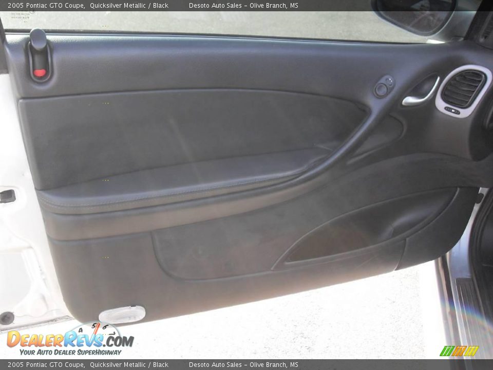 2005 Pontiac GTO Coupe Quicksilver Metallic / Black Photo #13