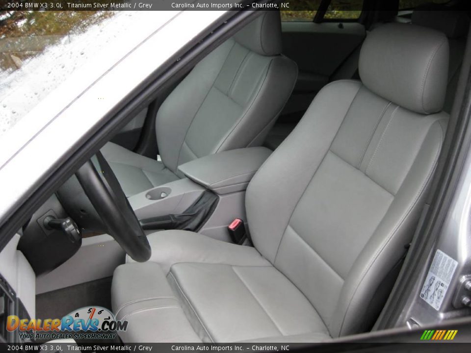 2004 BMW X3 3.0i Titanium Silver Metallic / Grey Photo #16