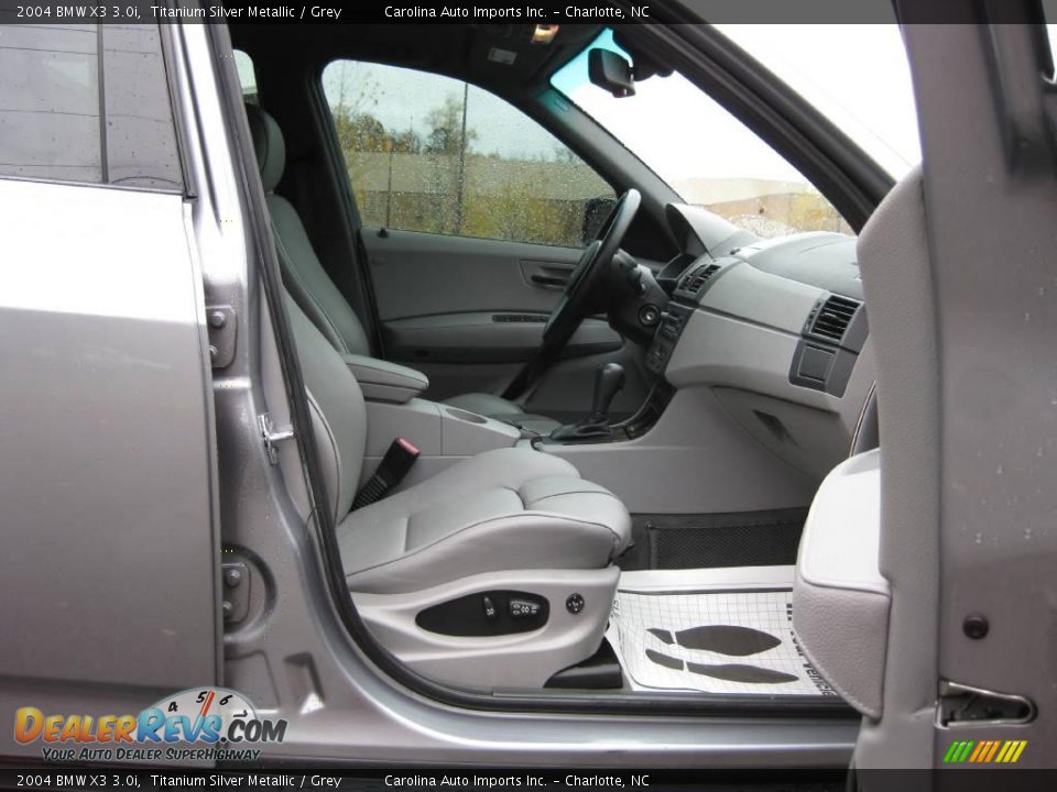 2004 BMW X3 3.0i Titanium Silver Metallic / Grey Photo #19