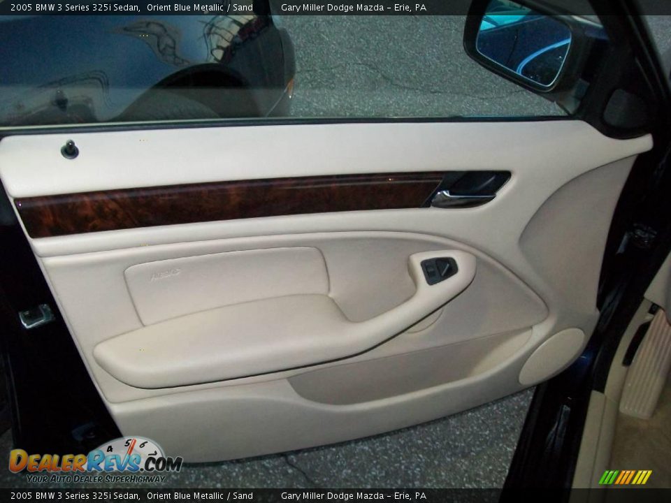2005 BMW 3 Series 325i Sedan Orient Blue Metallic / Sand Photo #10