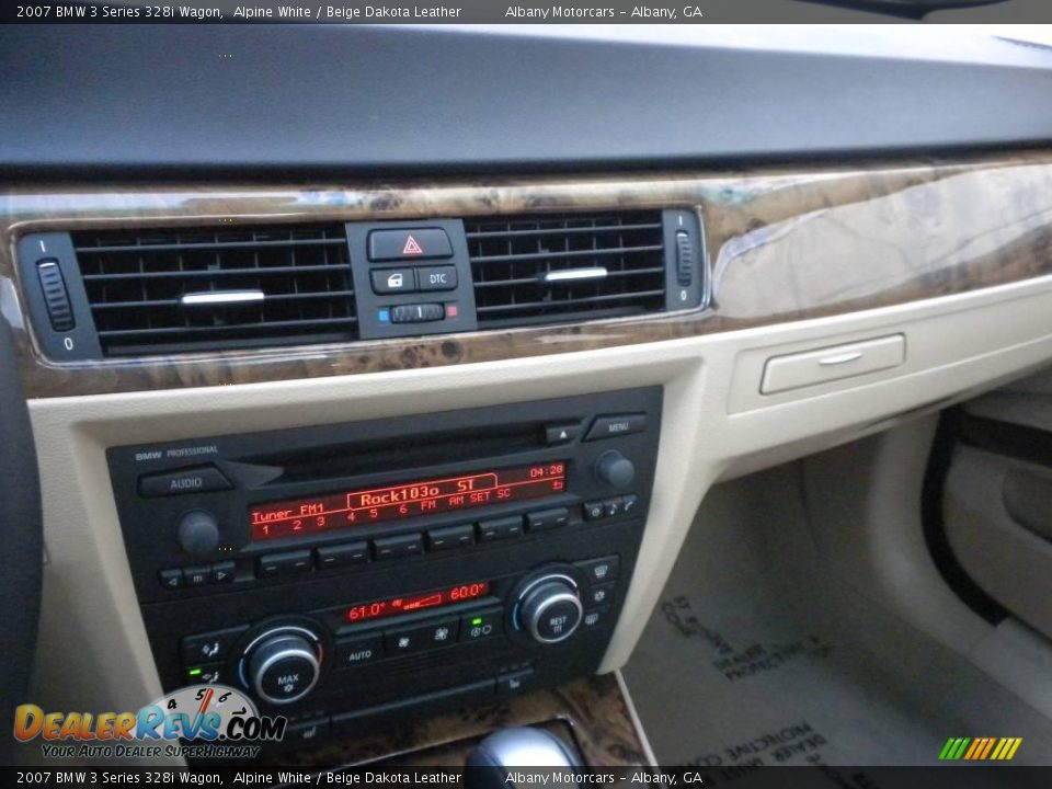 2007 BMW 3 Series 328i Wagon Alpine White / Beige Dakota Leather Photo #22