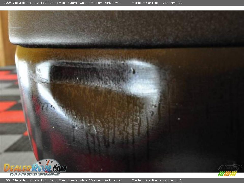 2005 Chevrolet Express 1500 Cargo Van Summit White / Medium Dark Pewter Photo #25
