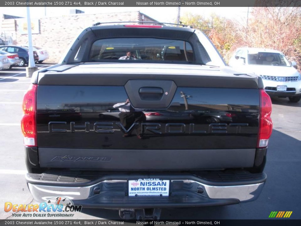 2003 Chevrolet Avalanche 1500 Z71 4x4 Black / Dark Charcoal Photo #7