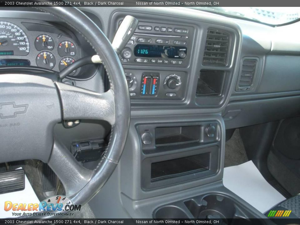 2003 Chevrolet Avalanche 1500 Z71 4x4 Black / Dark Charcoal Photo #15