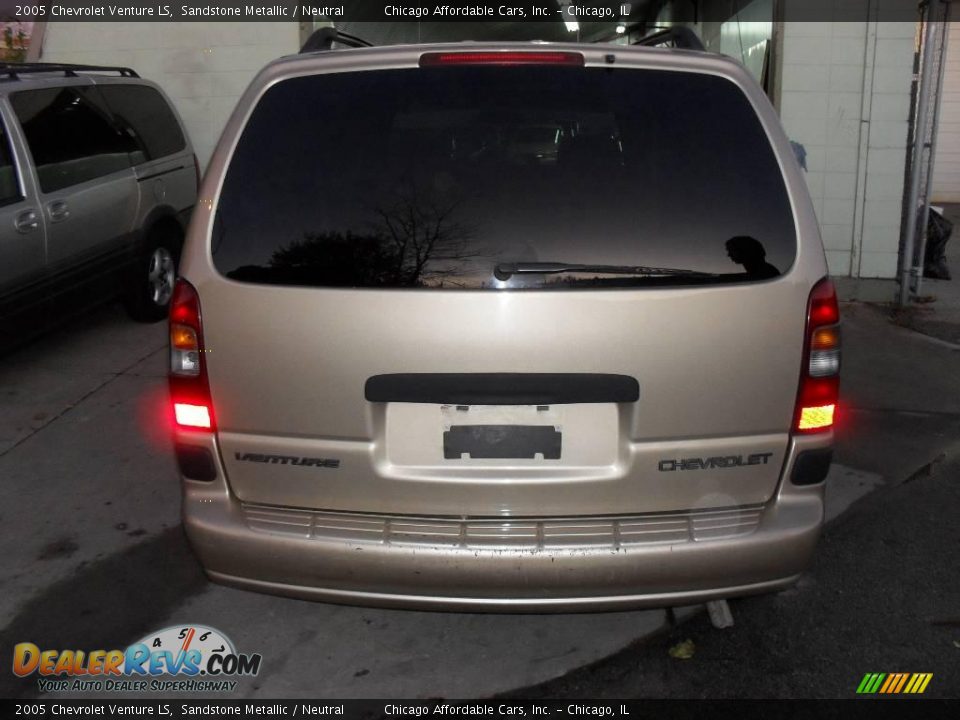 2005 Chevrolet Venture LS Sandstone Metallic / Neutral Photo #5