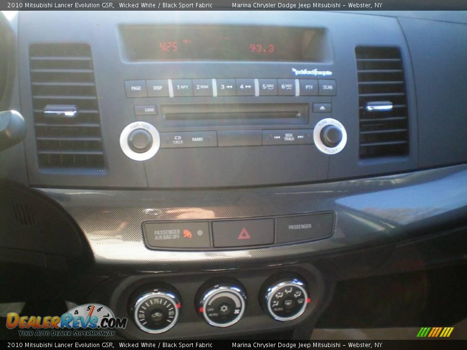 2010 Mitsubishi Lancer Evolution GSR Wicked White / Black Sport Fabric Photo #6