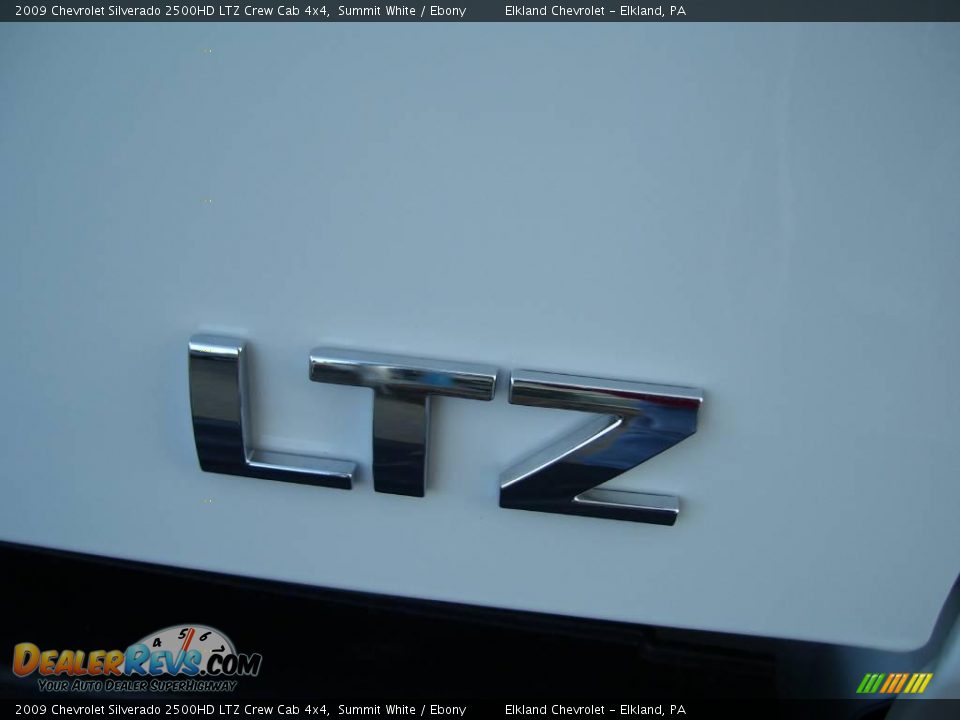 2009 Chevrolet Silverado 2500HD LTZ Crew Cab 4x4 Summit White / Ebony Photo #10