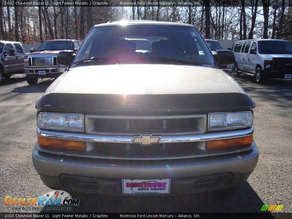 2002 Chevrolet Blazer LS Light Pewter Metallic / Graphite Photo #8