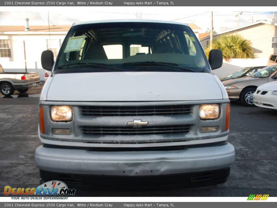 2001 Chevrolet Express 1500 Cargo Van White / Medium Gray Photo #10